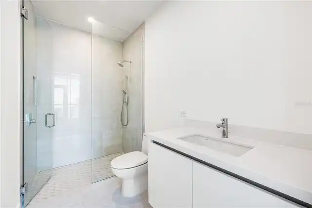 Listing Photo 37