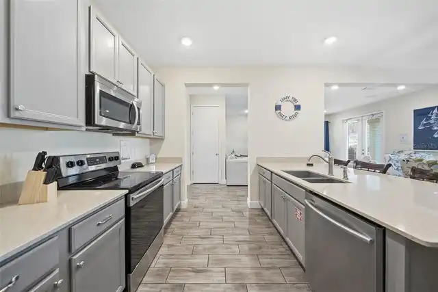 Listing Photo 18