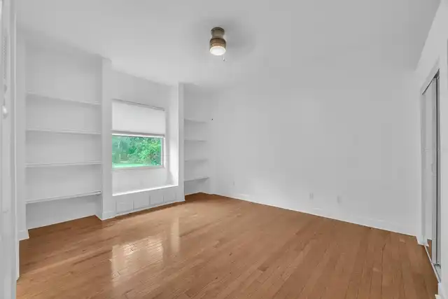 Listing Photo 32