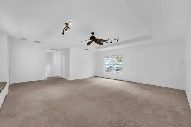 Listing Photo 38