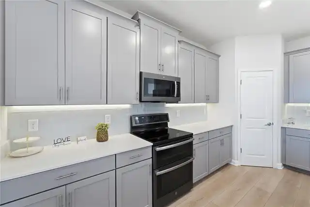 Listing Photo 13