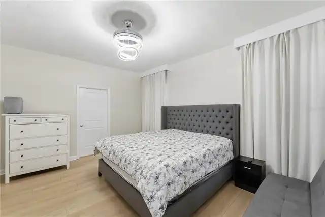 Listing Photo 23