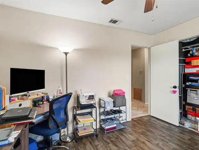 Listing Photo 22