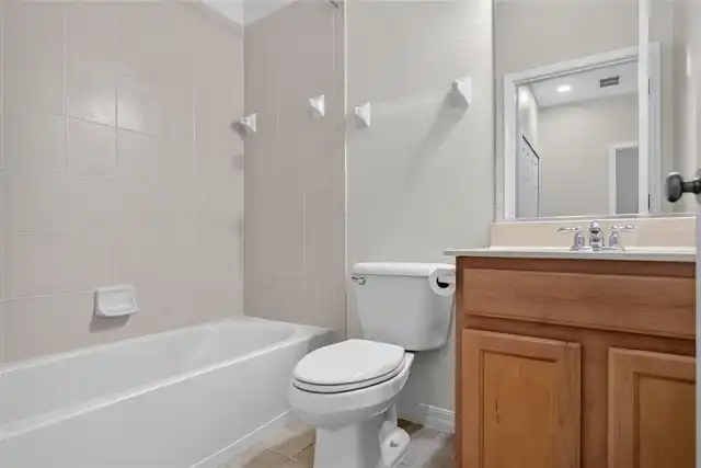 Listing Photo 16