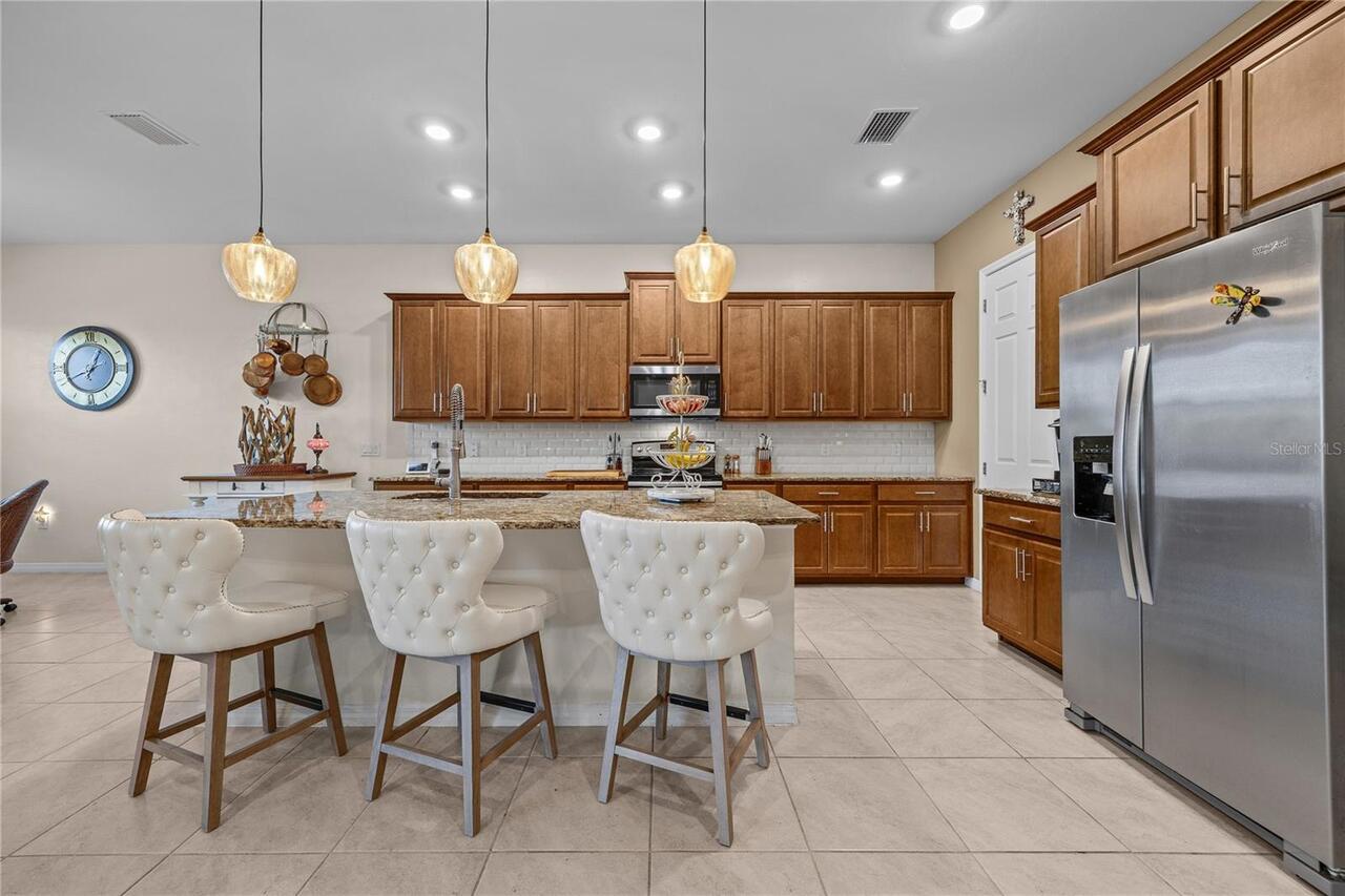 Listing Photo 11
