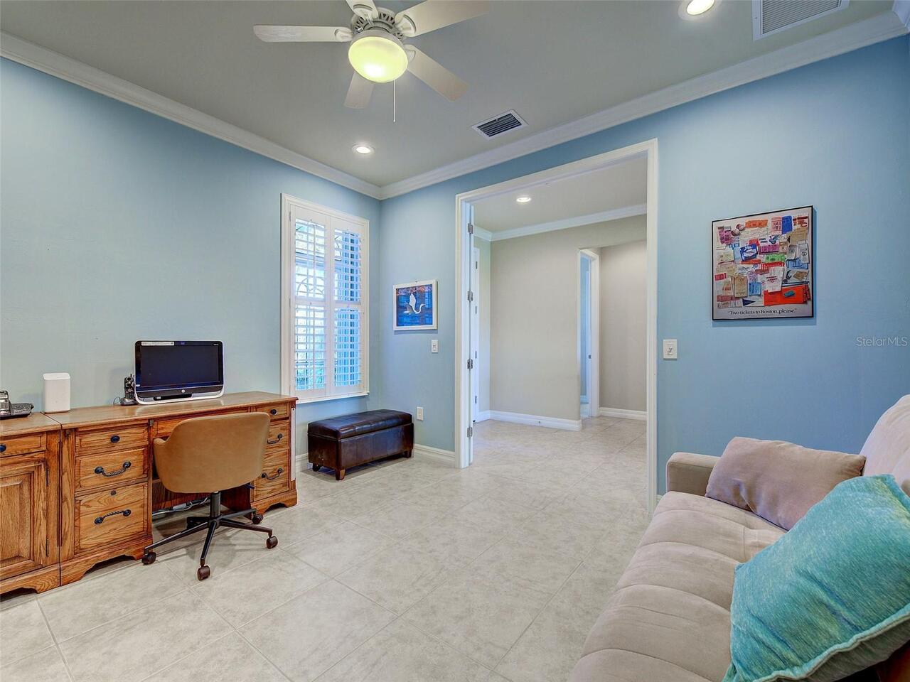 Listing Photo 10