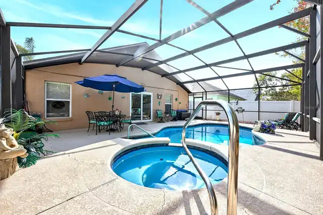 Listing Photo 17