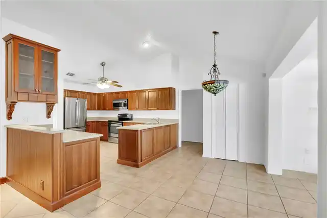 Listing Photo 13