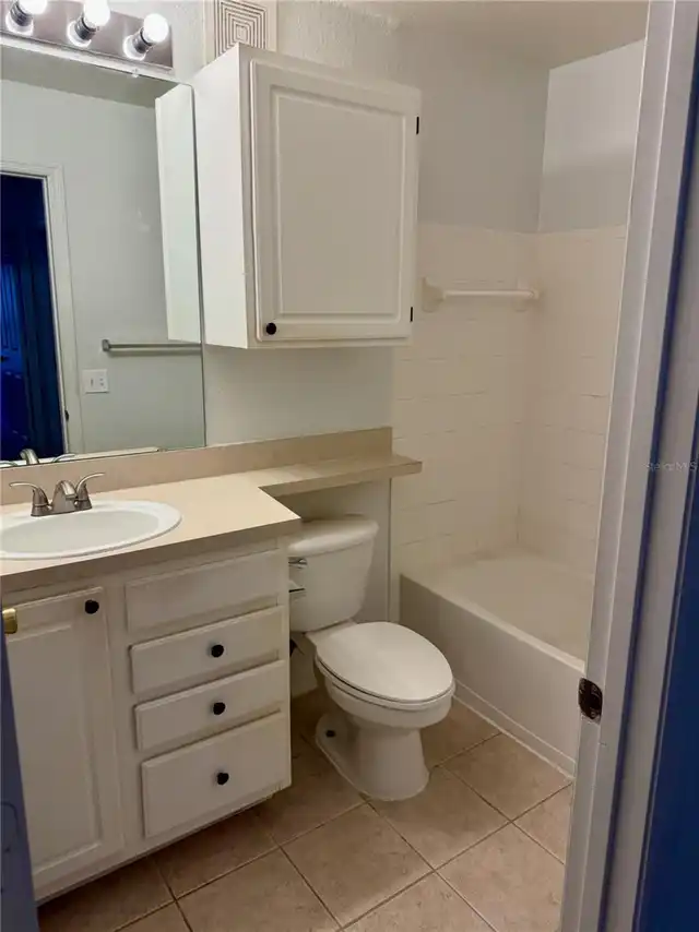 Listing Photo 11