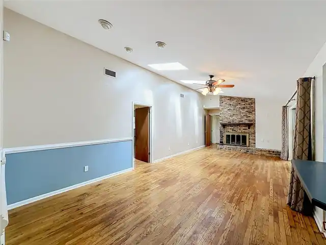 Listing Photo 21