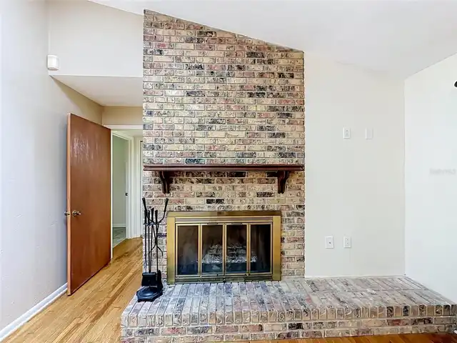Listing Photo 25