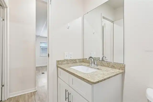Listing Photo 28