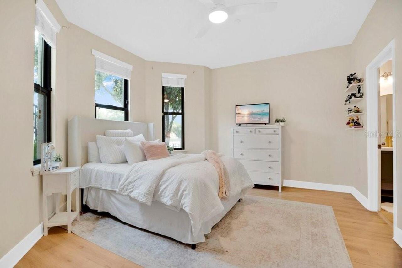 Listing Photo 15