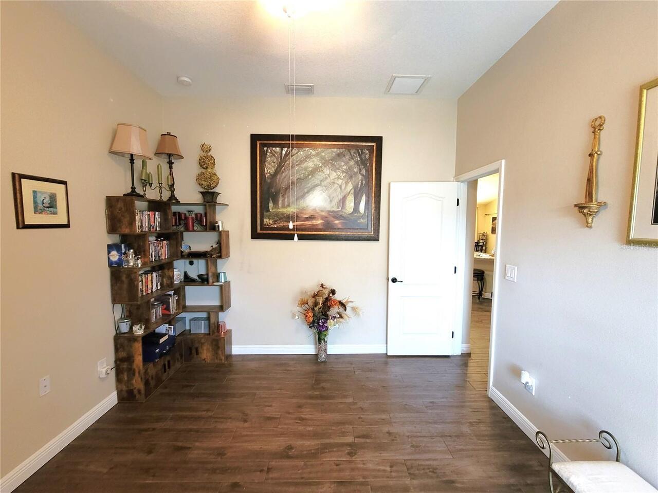 Listing Photo 25