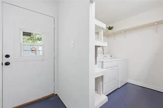 Listing Photo 12