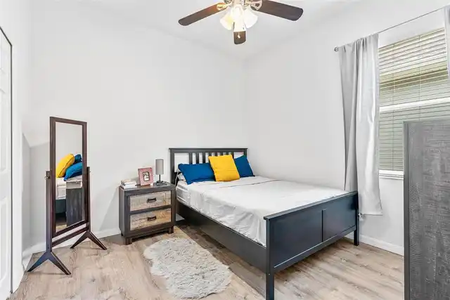 Listing Photo 18