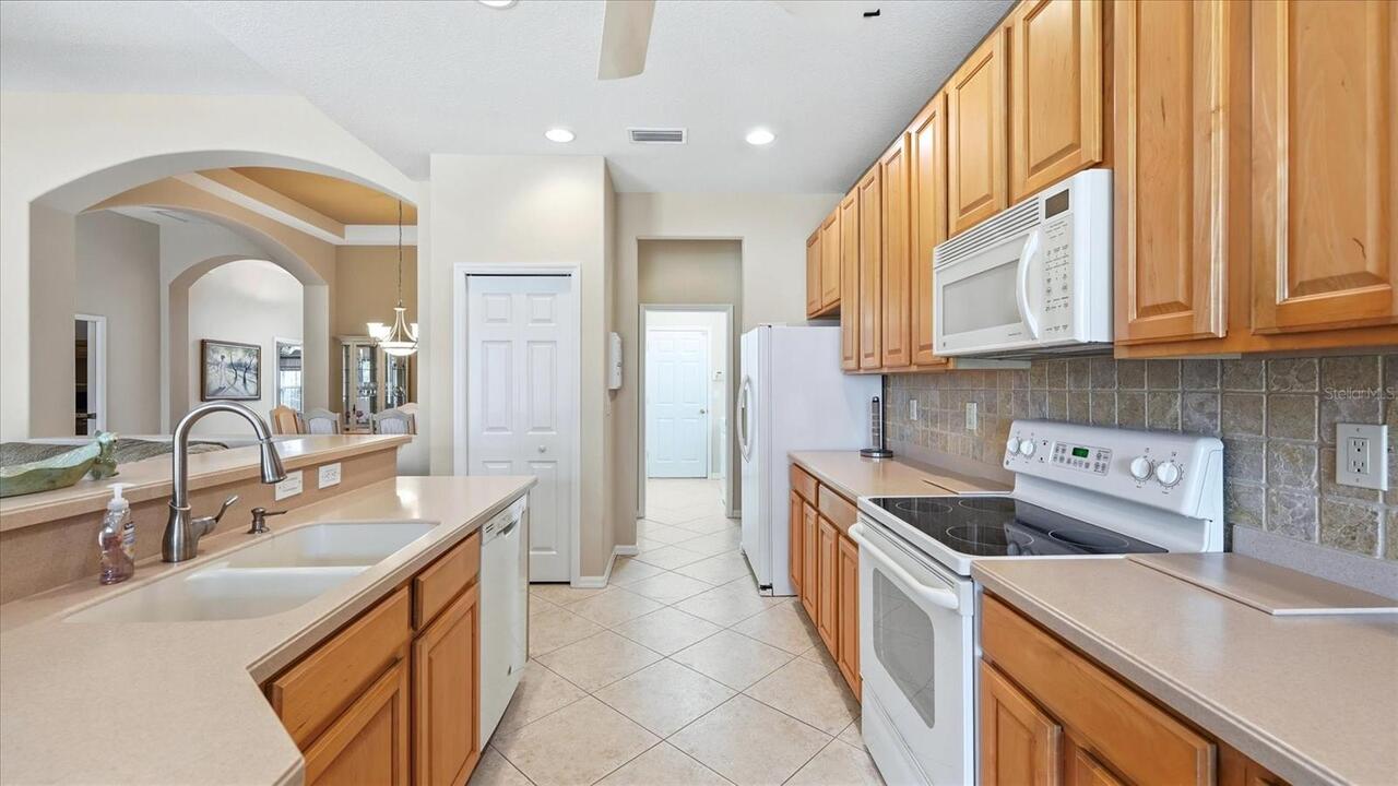 Listing Photo 16