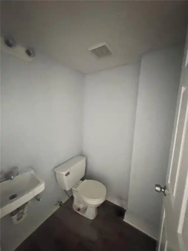Listing Photo 16