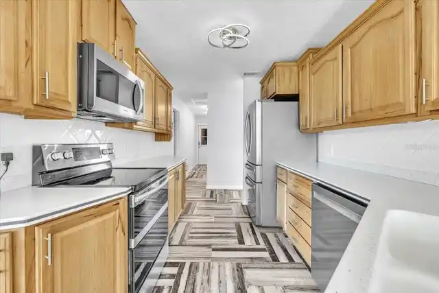 Listing Photo 16