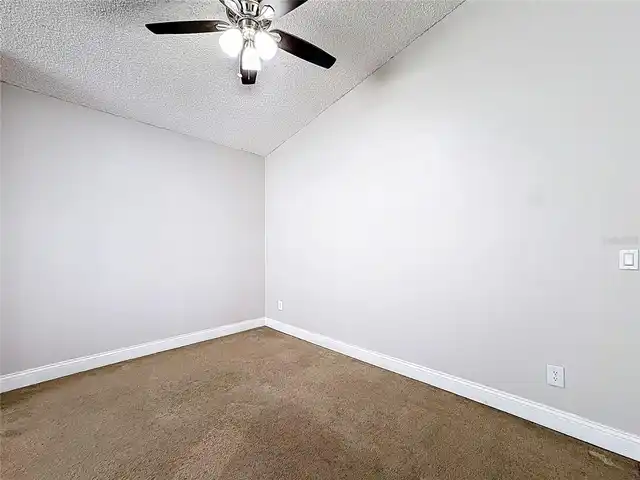 Listing Photo 24