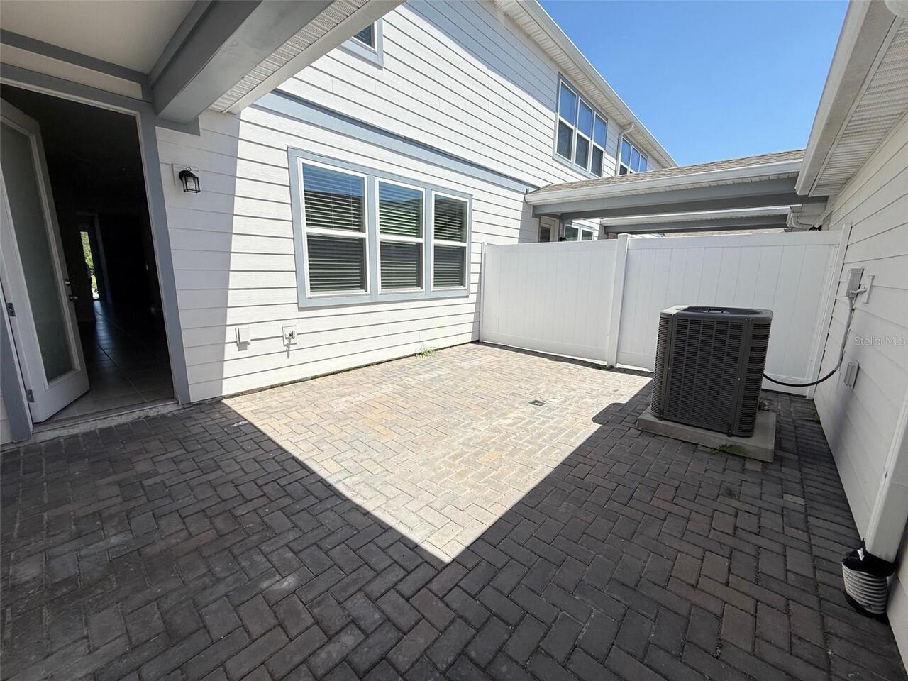Listing Photo 18