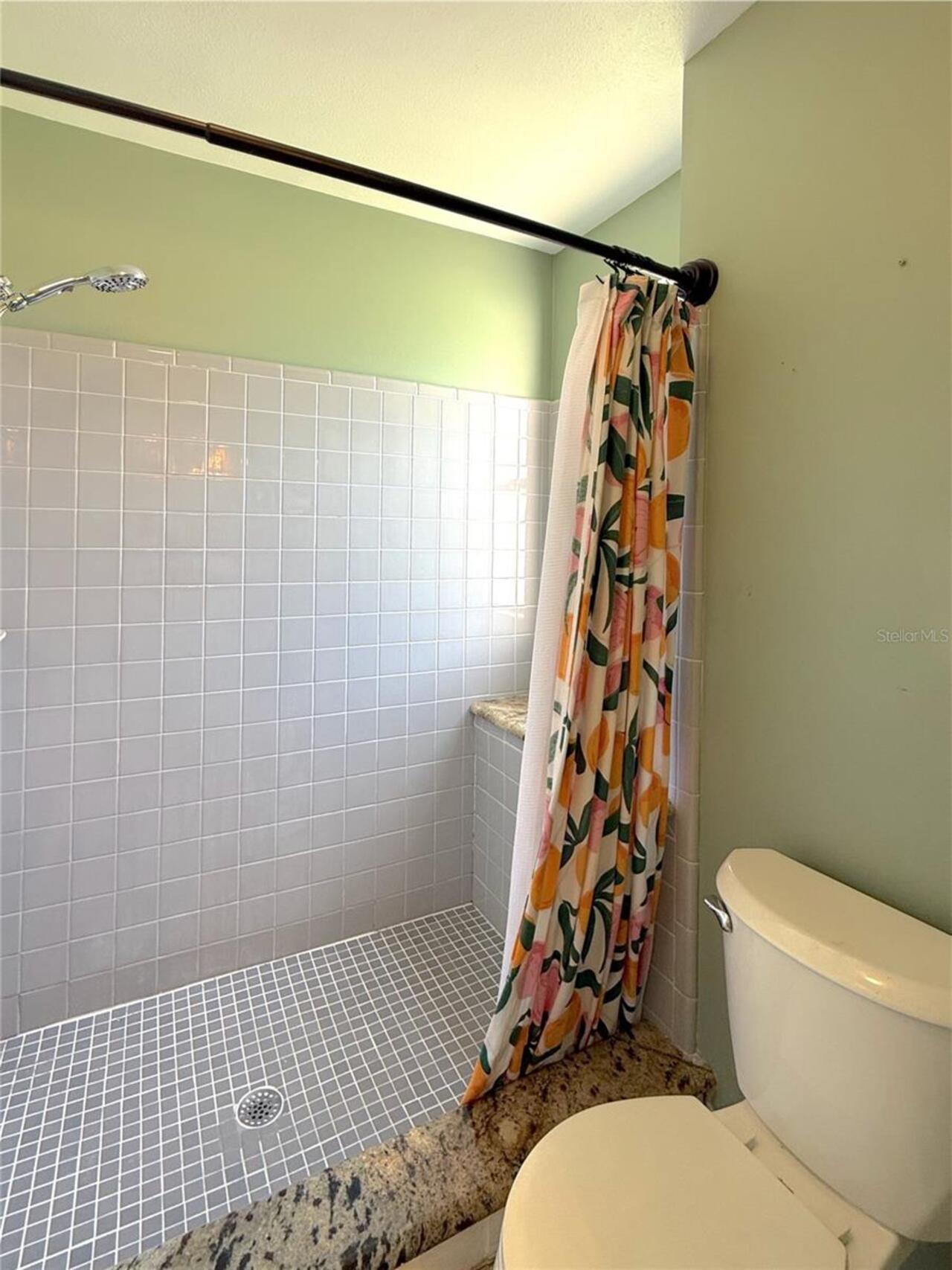 Listing Photo 14
