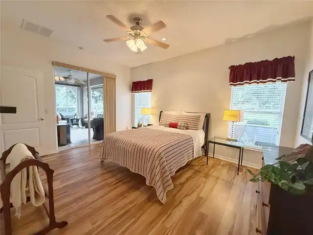 Listing Photo 22