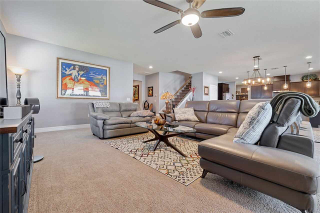 Listing Photo 10