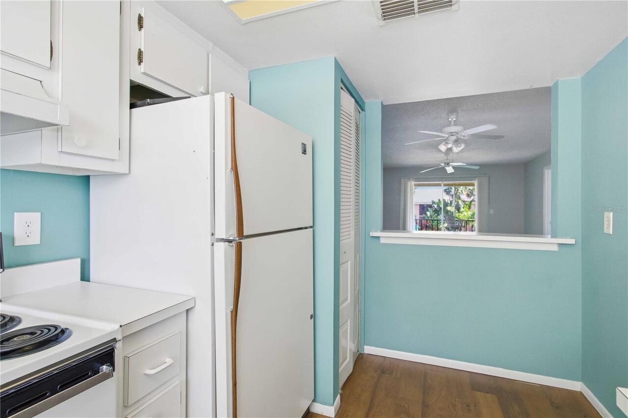 Listing Photo 9