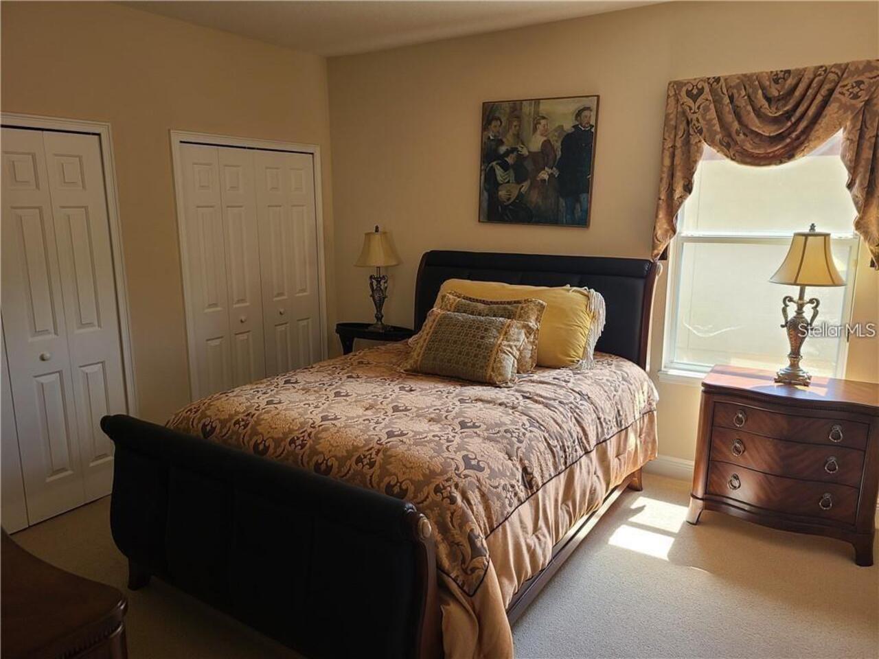 Listing Photo 11