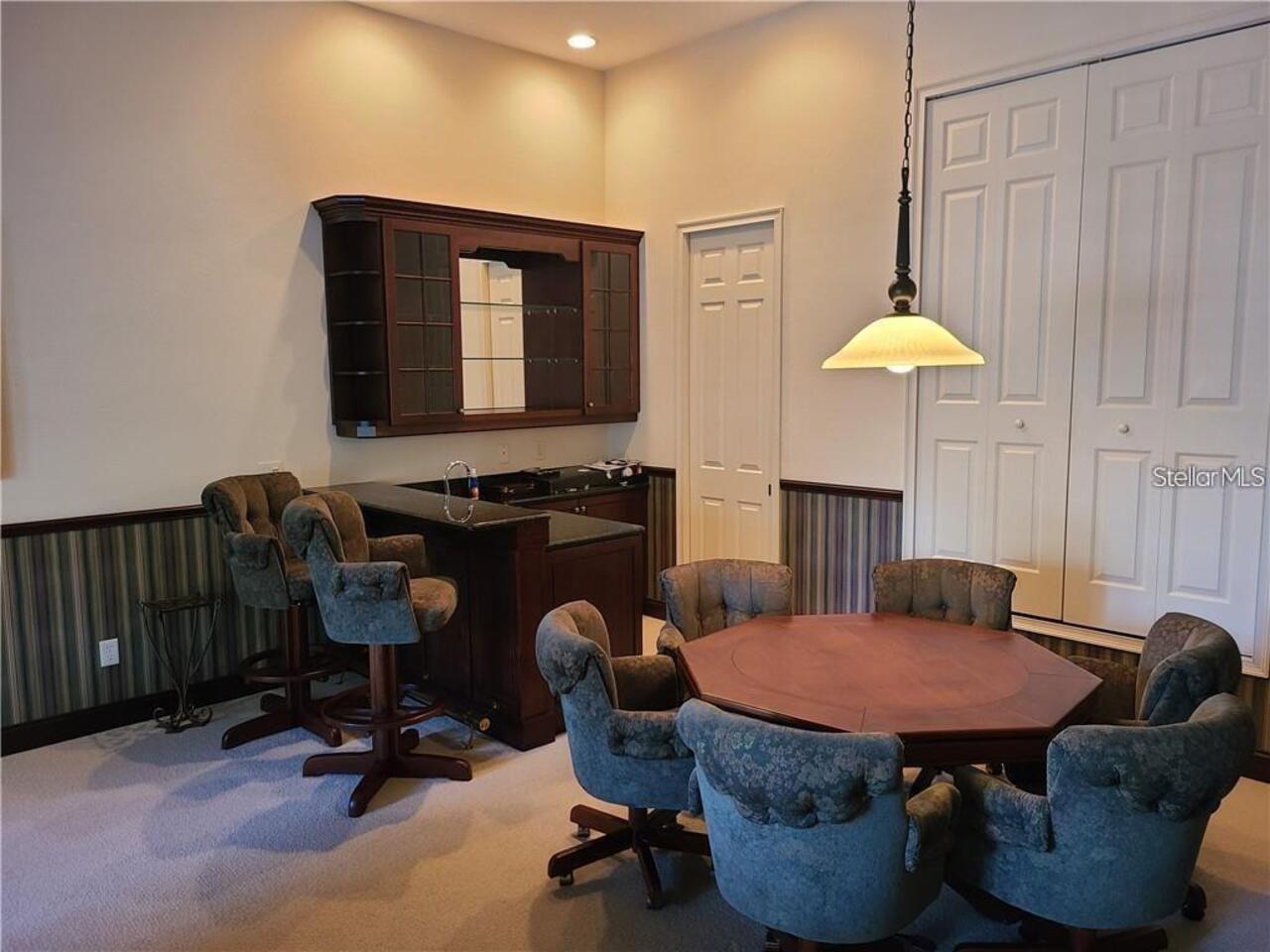 Listing Photo 14