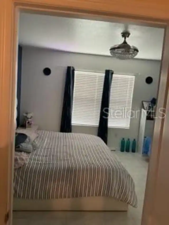 Listing Photo 9