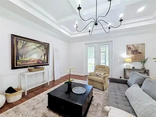 Listing Photo 25
