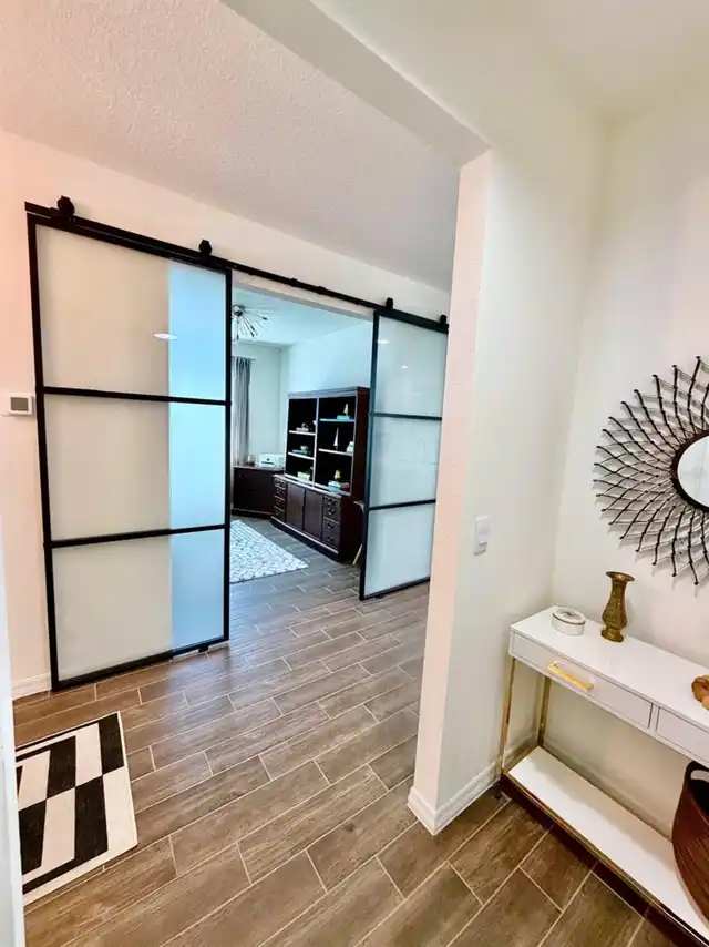 Listing Photo 8