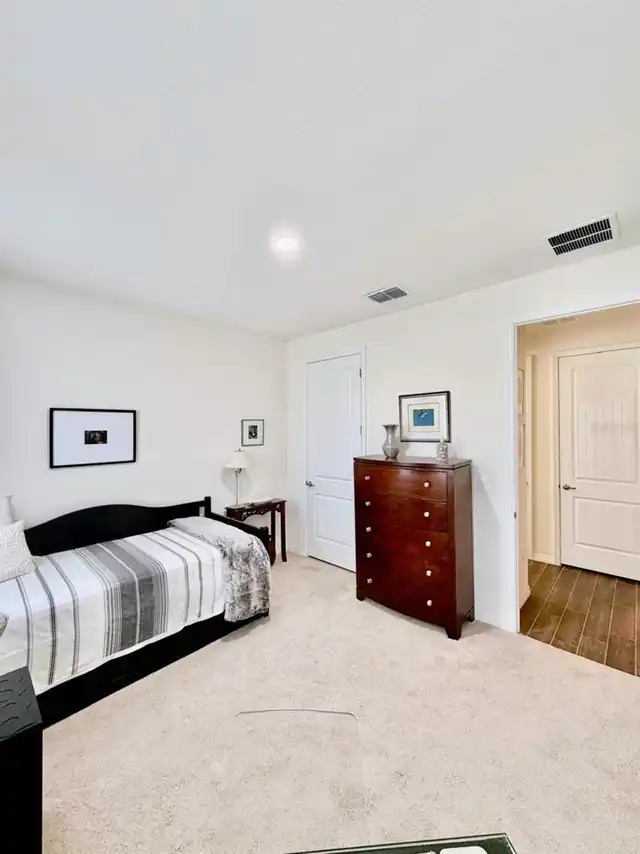 Listing Photo 33