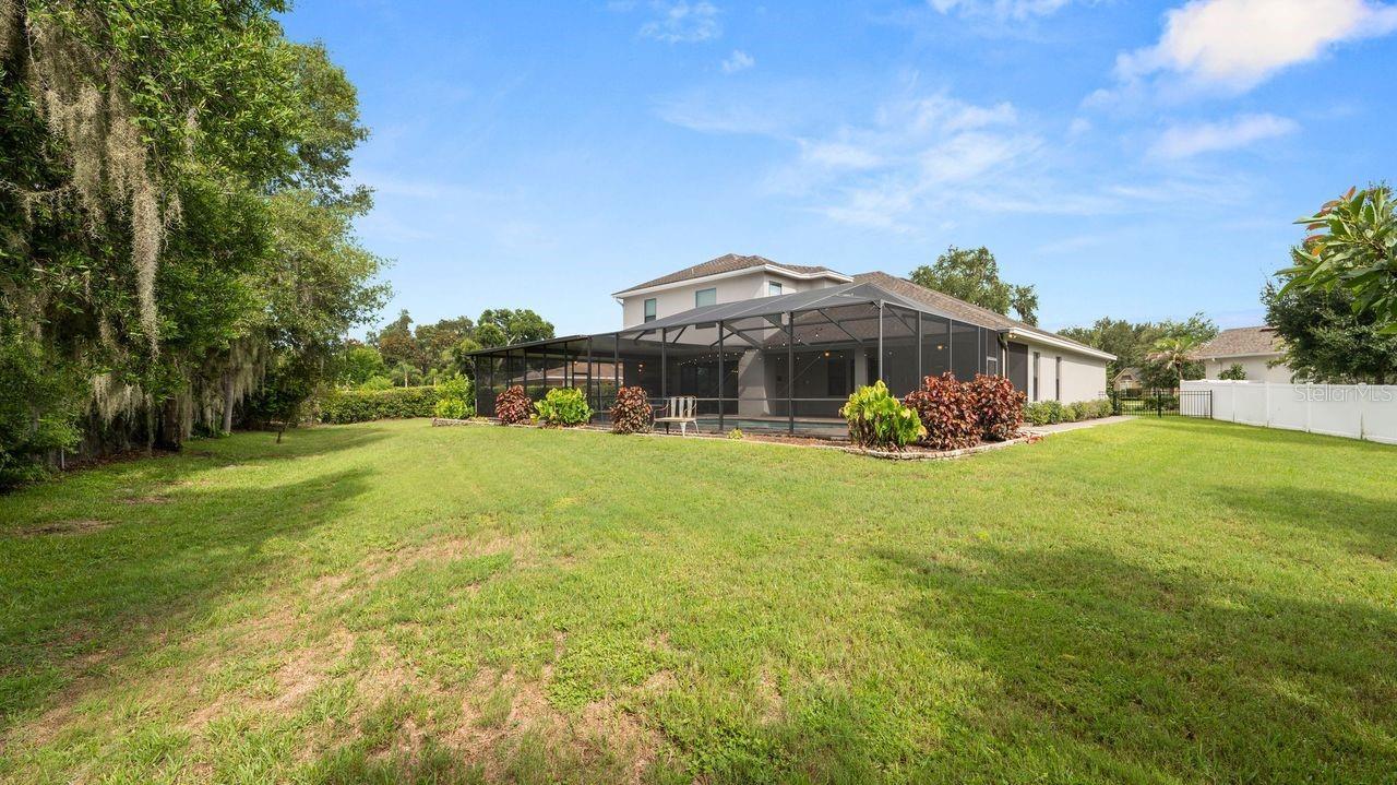Listing Photo 16