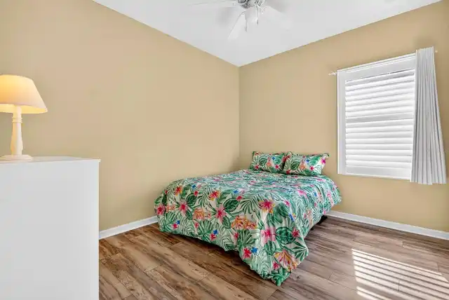 Listing Photo 15