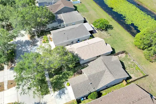 Listing Photo 16