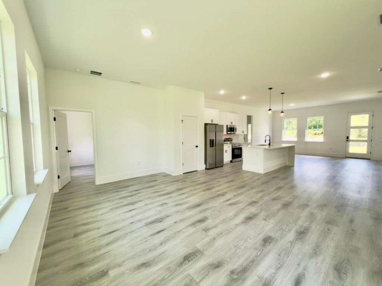 Listing Photo 26