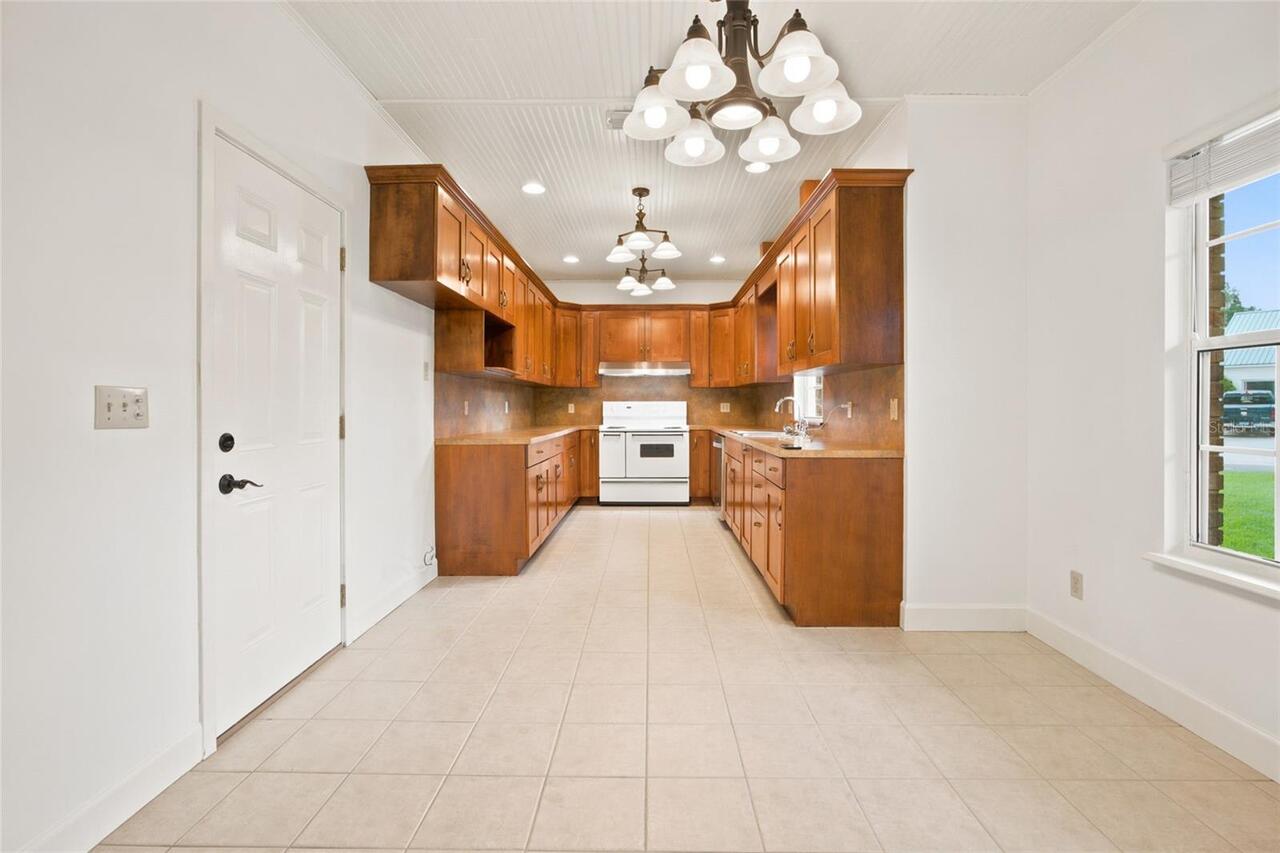 Listing Photo 25