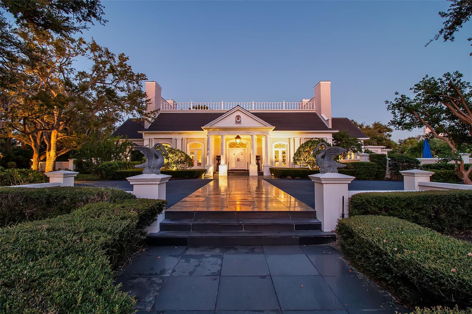 4BR, Home, 5BA, $5,000,000
Read More