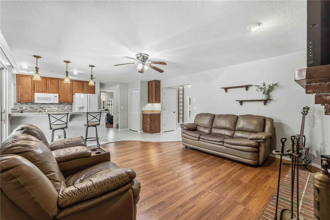 Listing Photo 15