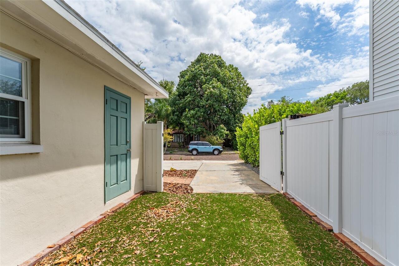Listing Photo 44