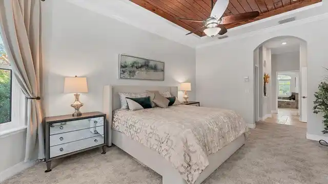 Listing Photo 28