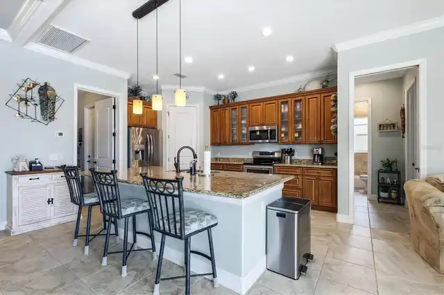 Listing Photo 17