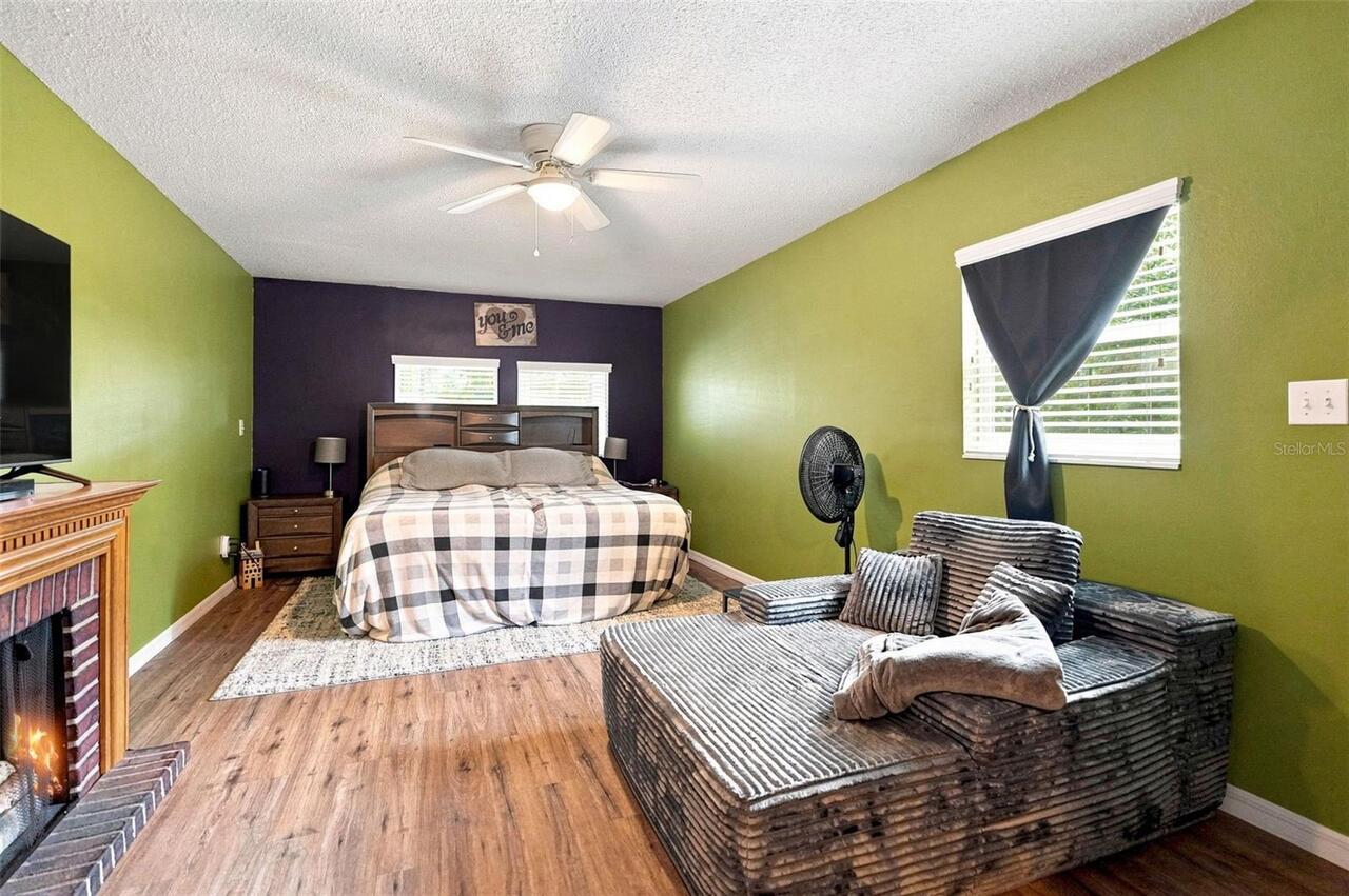 Listing Photo 18