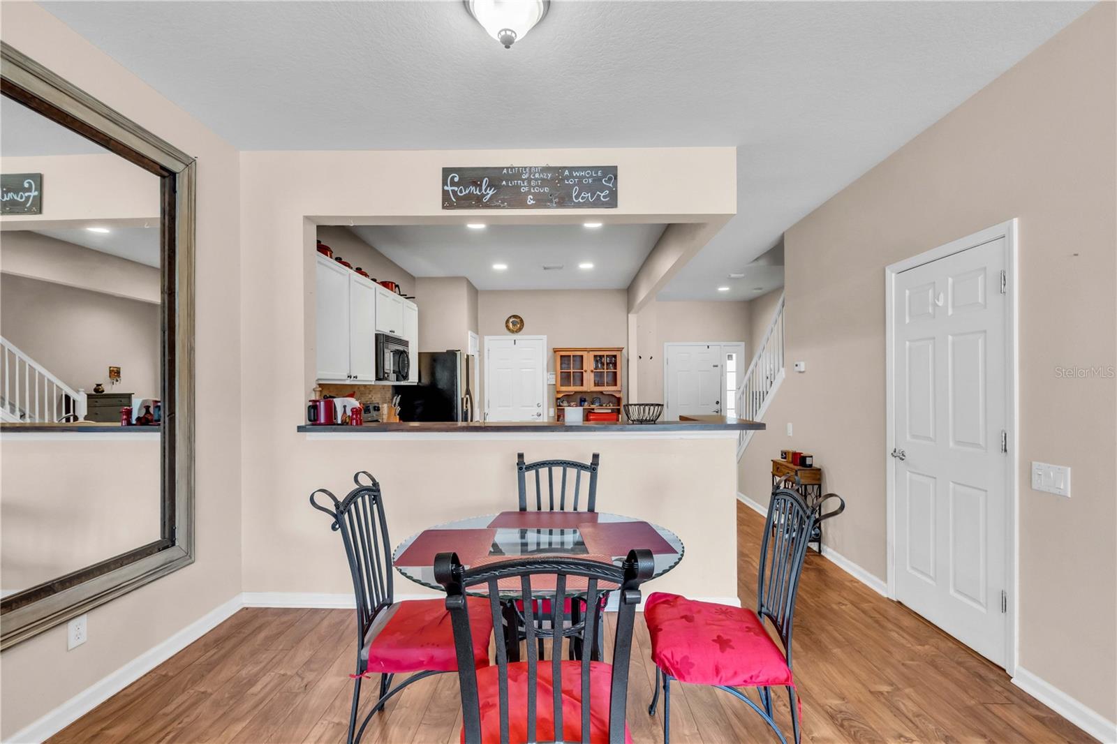 Listing Photo 9