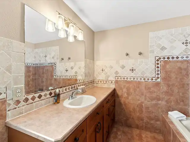 Listing Photo 21