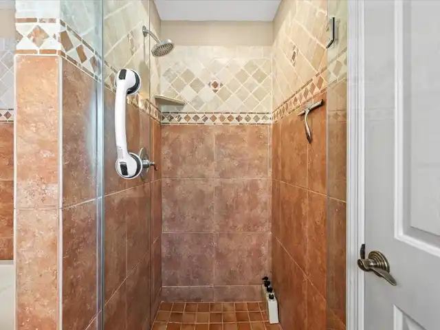 Listing Photo 23