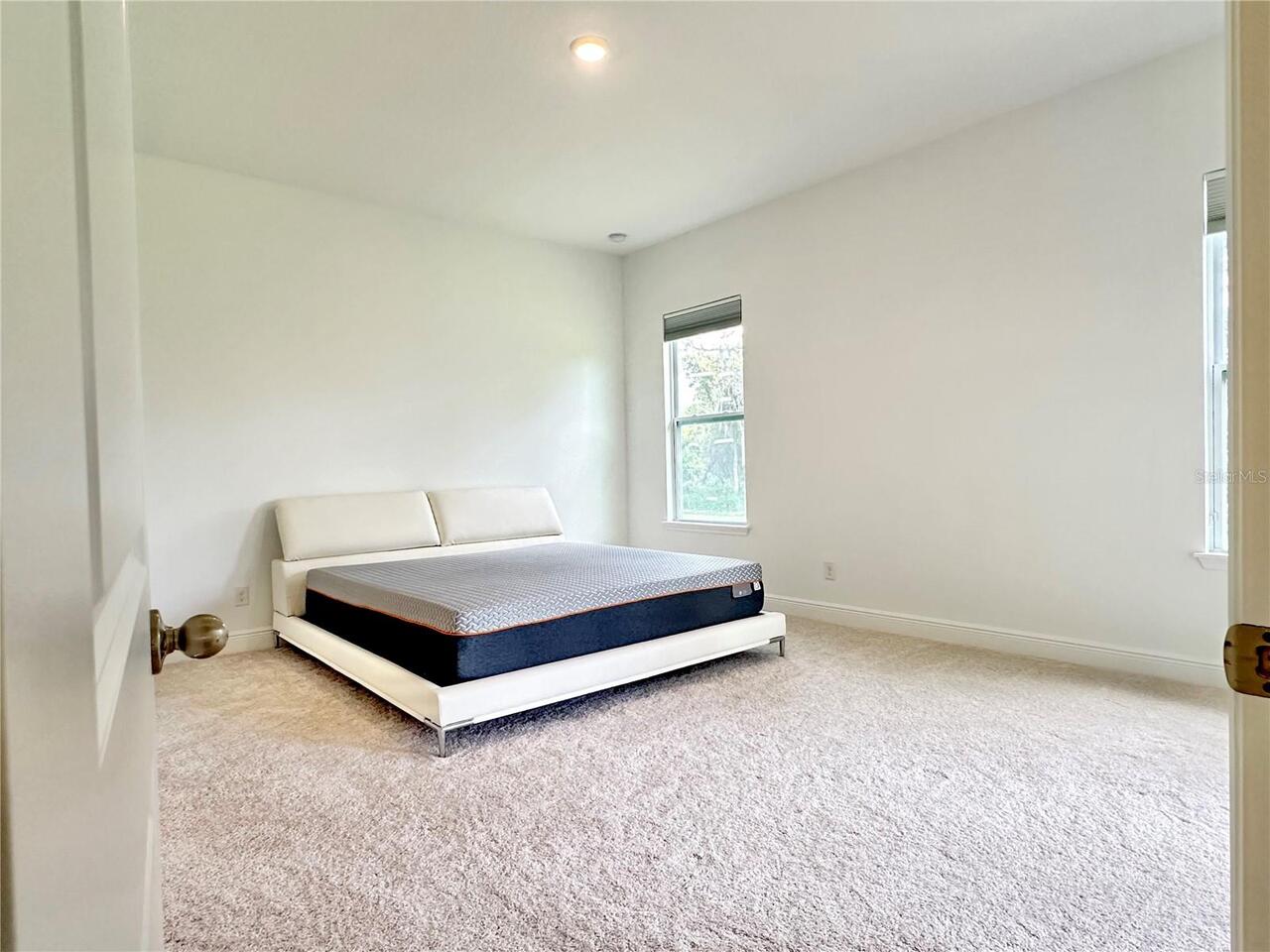 Listing Photo 20